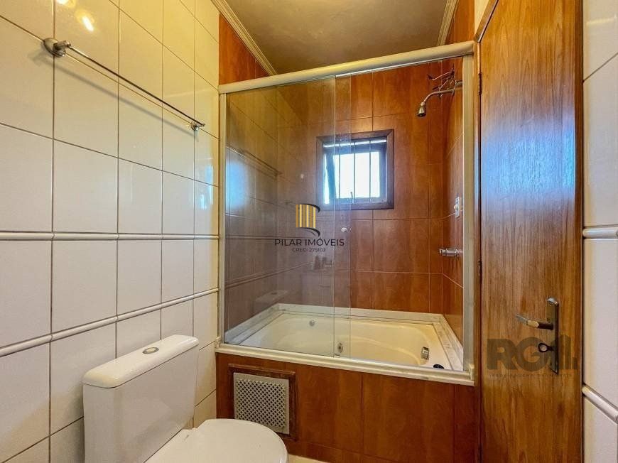 Excelente casa de 121m² com 3 dormitórios e 2 vagas.