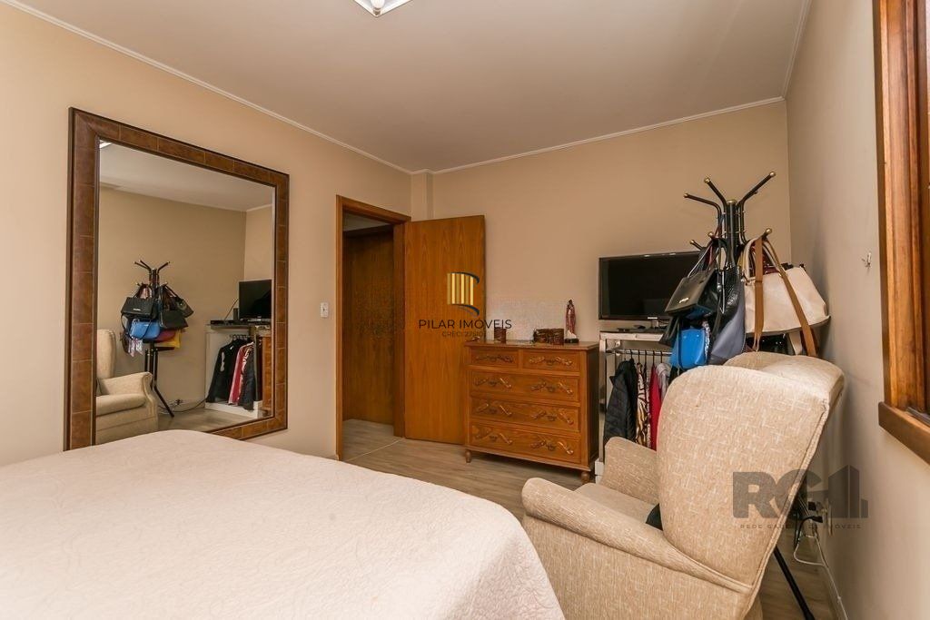 Apartamento 129m² - 3 dormitórios, 1 suíte, 1 vaga no bairro Jardim Lindóia