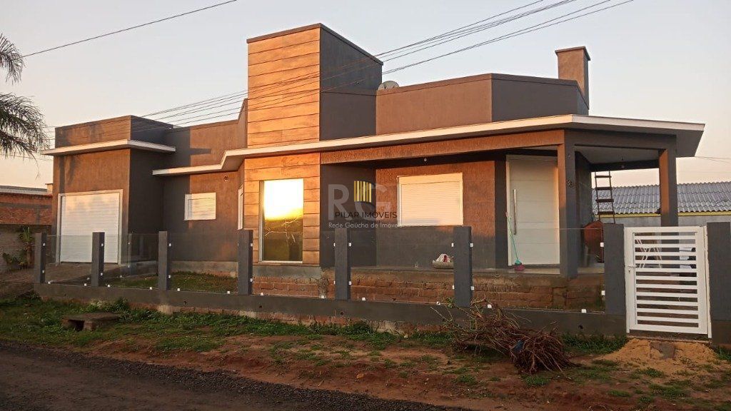 Casa para Venda - 160m², 3 dormitórios, sendo 1 suites, 2 vagas - Igra Sul - Pilar Imóveis