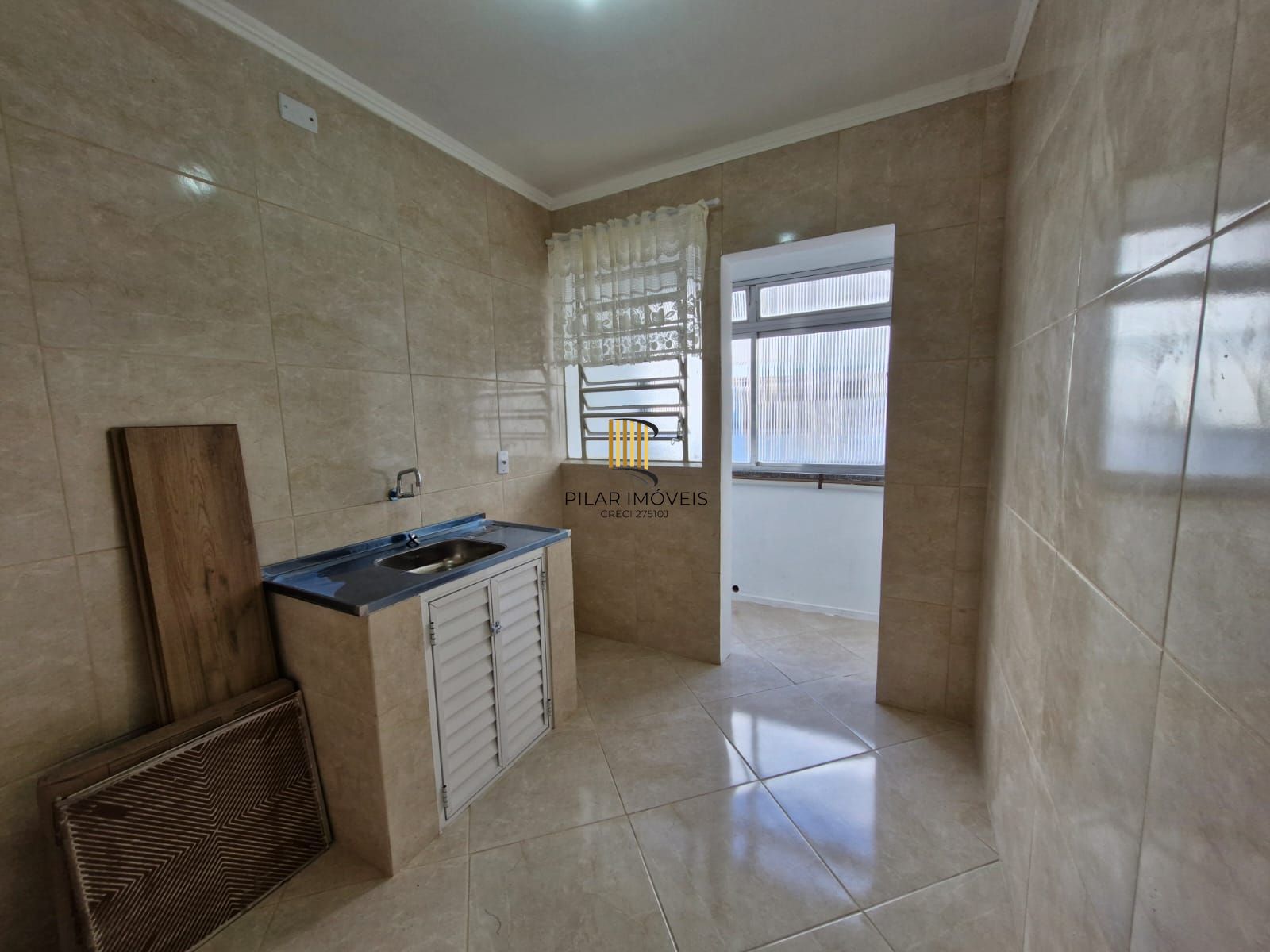 Apartamento 3 dormitórios na rua Corronel Massot, Cristal.