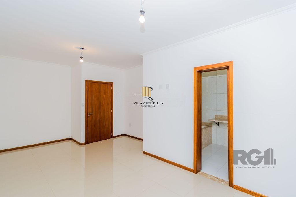 Casa 320m², 3 dormitórios, 3 vagas no bairro Jardim Itu