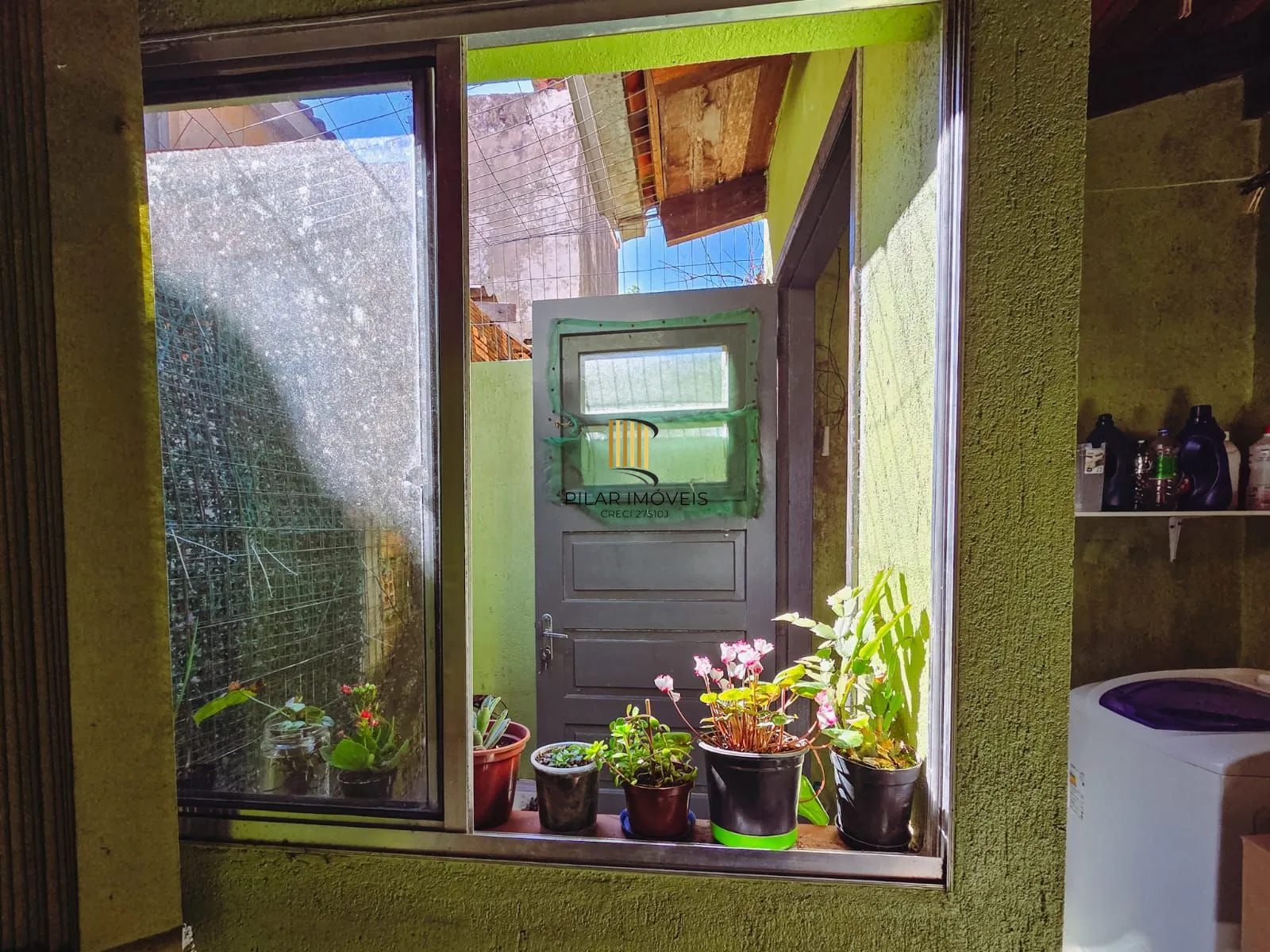 A VENDA, SOBRADO EM CONDOMÍNIO, NA AV. ATILIO SUPERTI 600.  *NÃO ACEITA FINANCIAMENTO*.