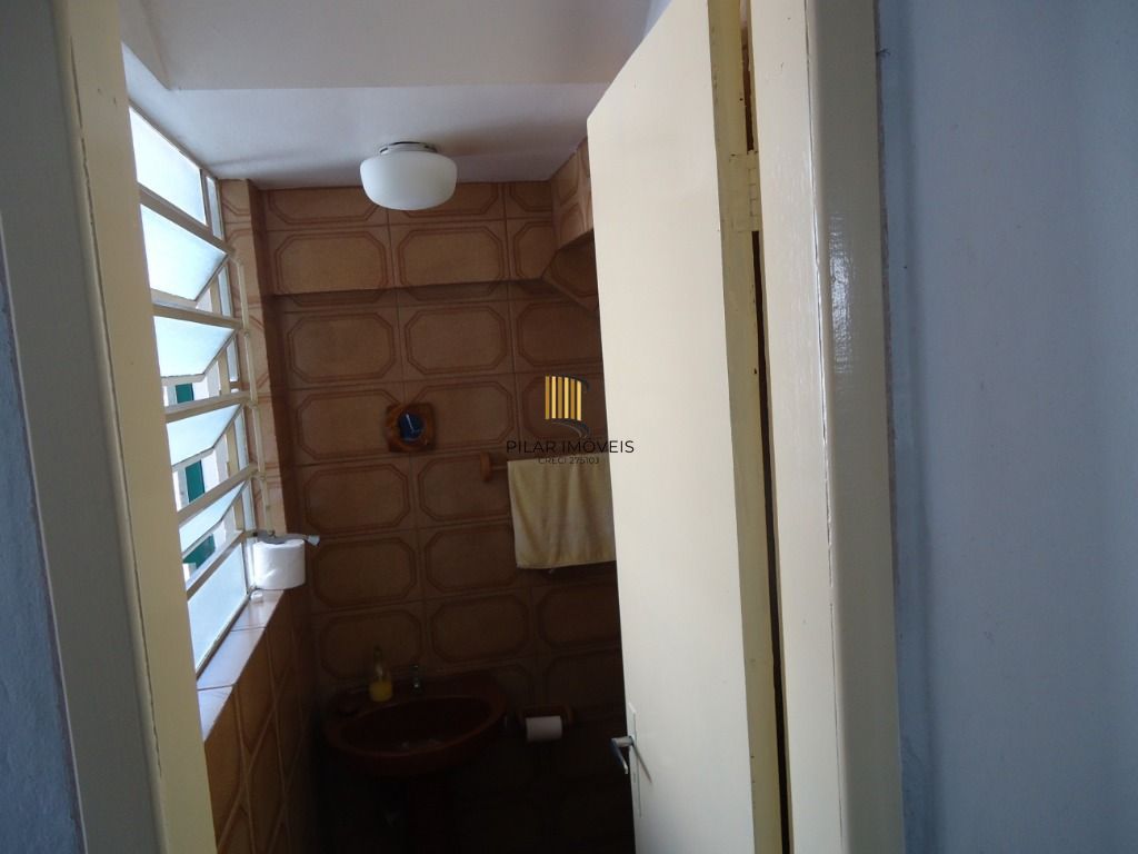 Casa para Venda - 750m², 4 dormitórios, sendo 2 suites, 5 vagas - Santa Tereza