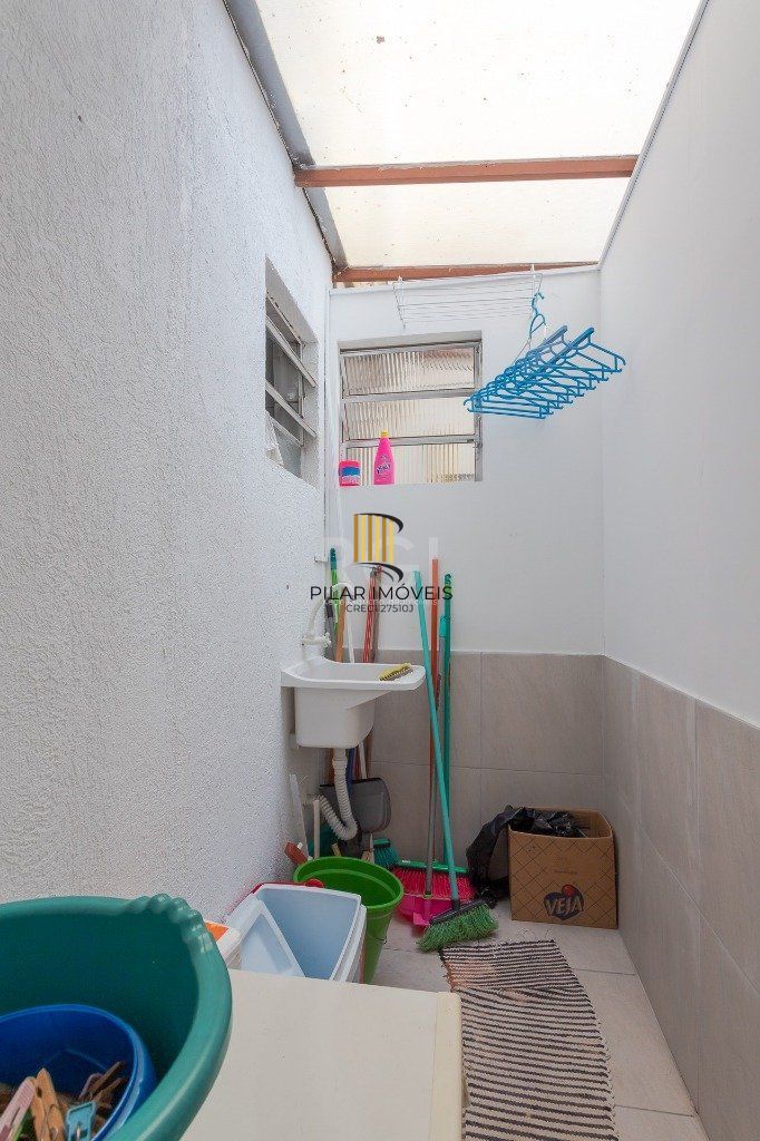 Casa 4 Dormitório(s) Bairro Glória