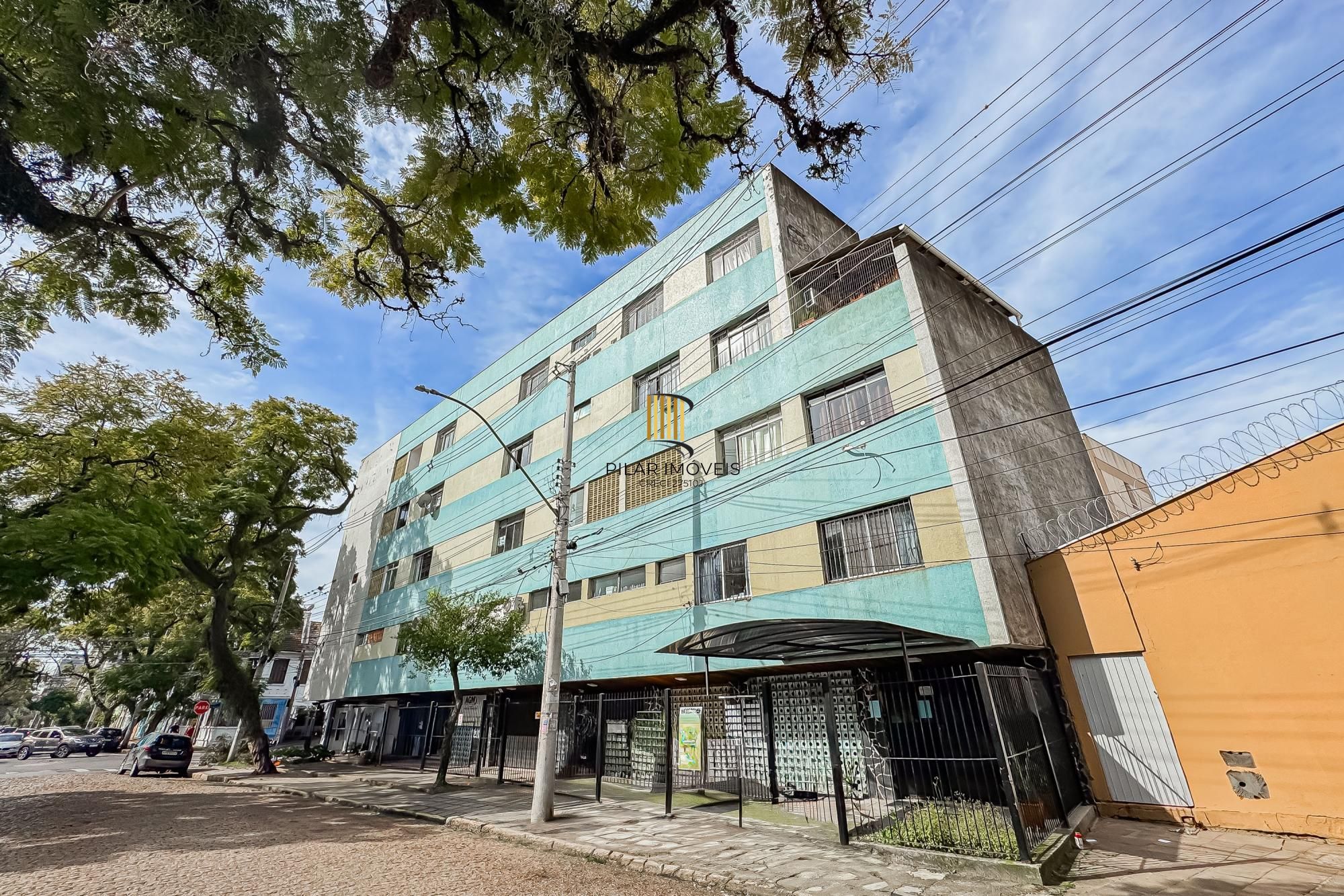 Apartamento 1 dorm à venda Rua São Carlos, Floresta - Porto Alegre