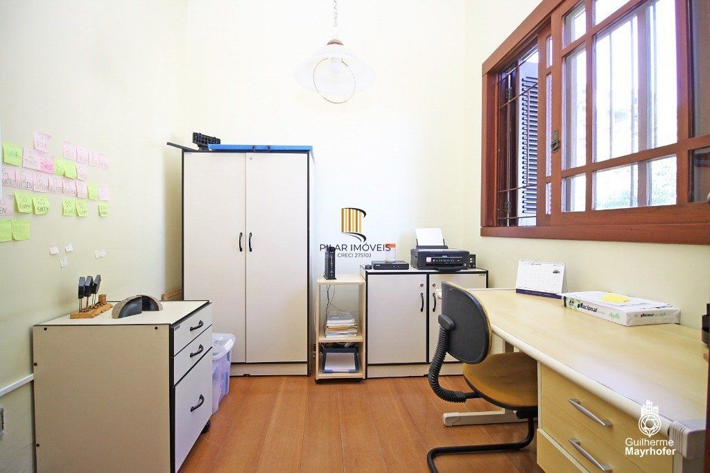 Casa para Venda - 275.72m², 4 dormitórios, sendo 3 suites, 4 vagas - Glória