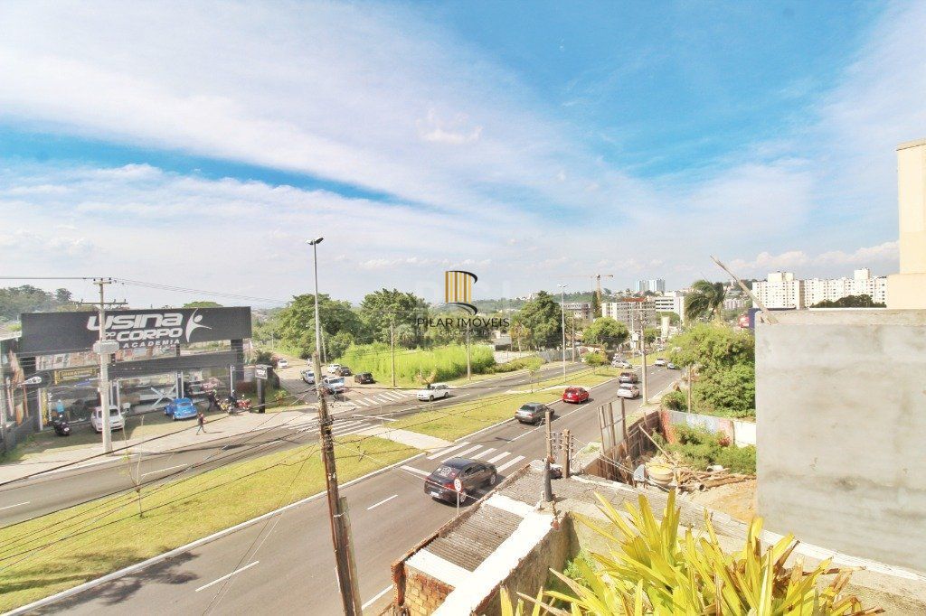 Loja para Venda - 60m², 0 dormitórios, 3 vagas - Petrópolis