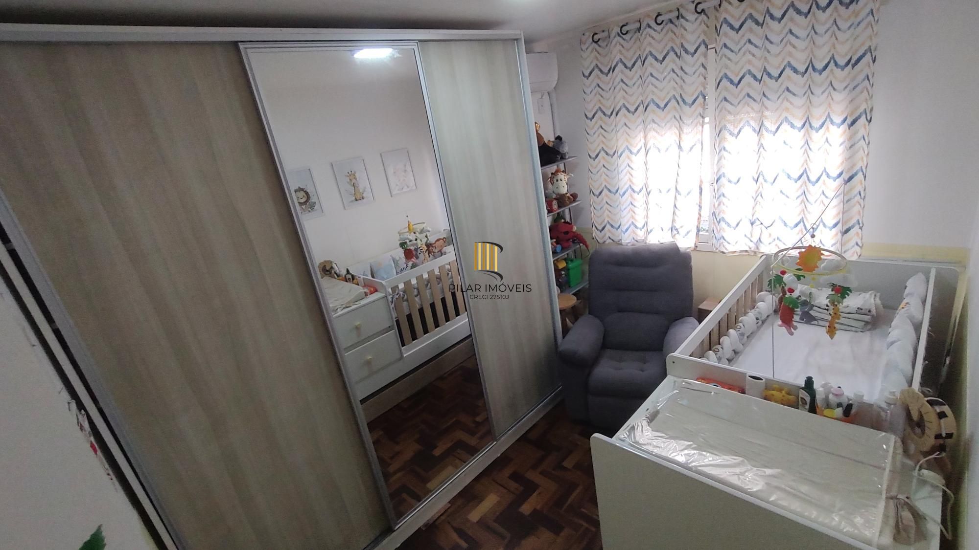 Apartamento com 3 quartos e 77m² à venda em Teresópolis, Porto Alegre.