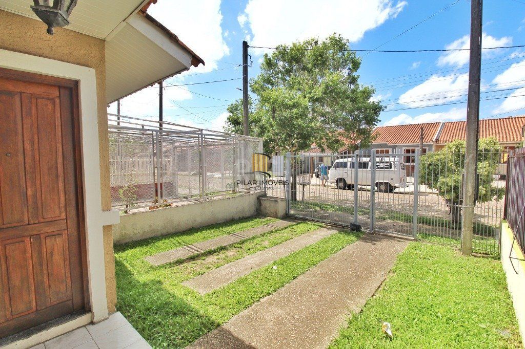 Casa 2 dormitórios no bairro Hípica