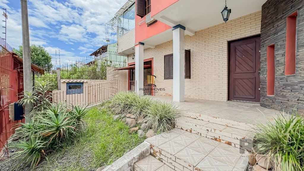 Casa 4 dormitórios no bairro Jardim Itu