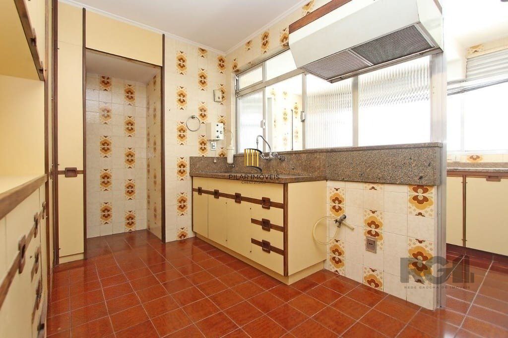 Excelente apartamento de 148m² com 3 dormitórios e 2 vagas.