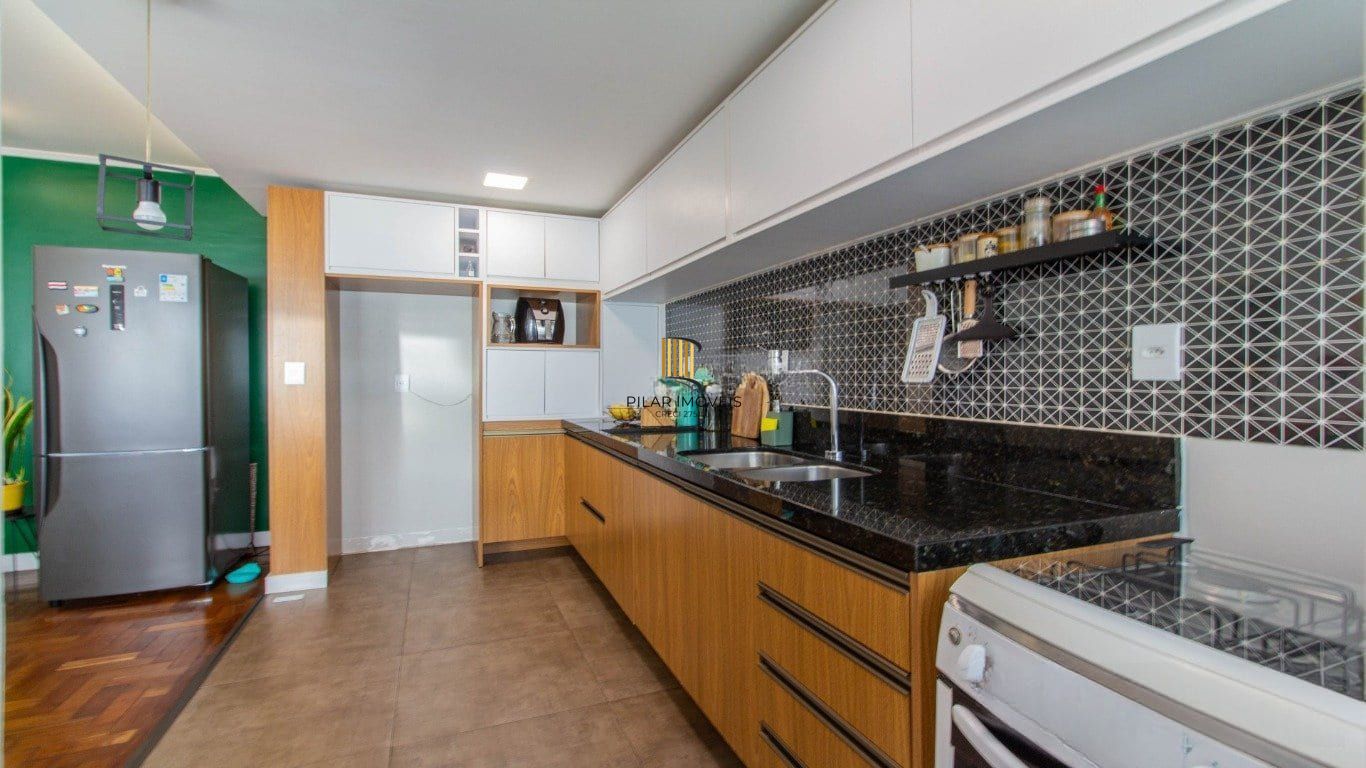 Apartamento de 2 dormitorios à venda em Higienópolis, Porto Alegre.