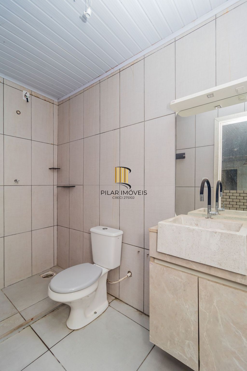Casa 3 dormitórios à venda no Bairro Restinga - Porto Alegre