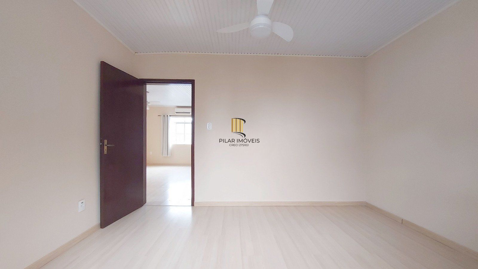 Casa com 3 dormitórios á venda no Bairro Sarandi, Porto Alegre