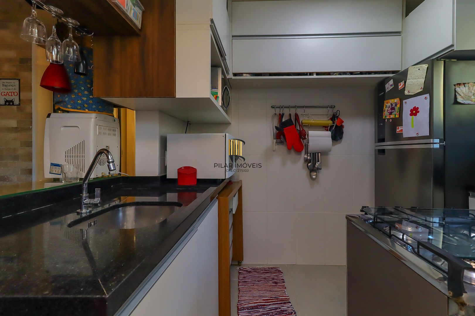 Apartamento Terreo de 03 dormitórios,reformado no bairro Teresópolis-Porto Alegre /RS