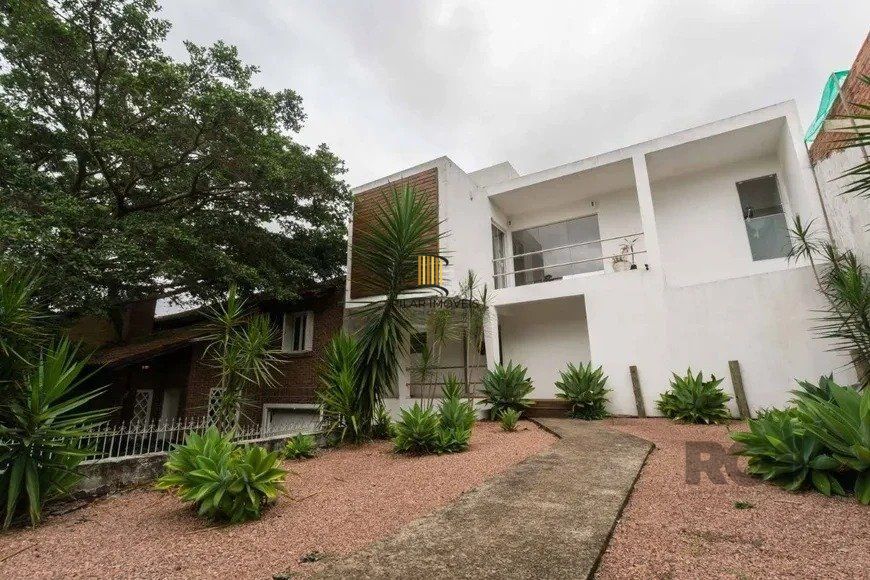 Casa 287m² - 3 suítes, 4 vagas no bairro Ipanema