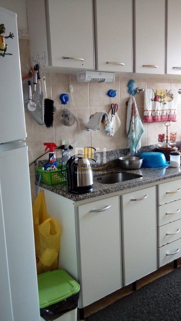 Cobertura para Venda - 126.98m², 2 dormitórios, 2 vagas - Nonoai