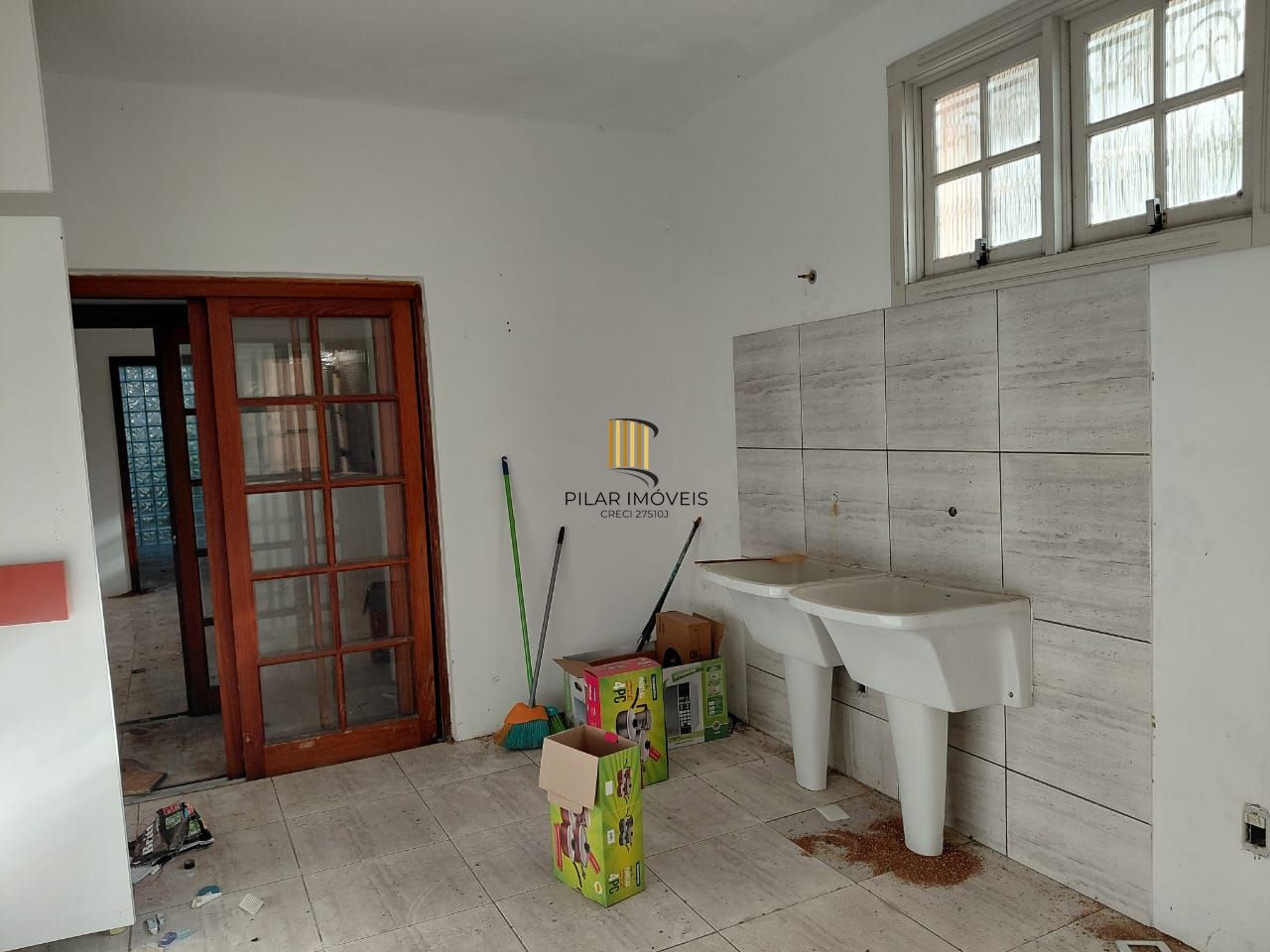 Ampla casa com pátio Bairro Teresópolis
