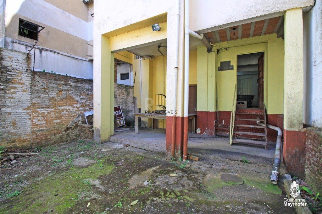 Casa para Venda - 258m², 3 dormitórios, sendo 1 suites, 3 vagas - Rio Branco