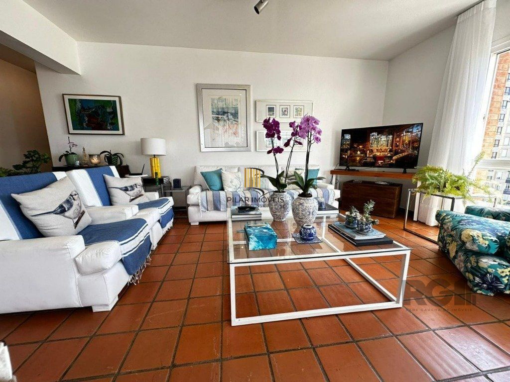 Apartamento 3 dormitórios no bairro Centro
