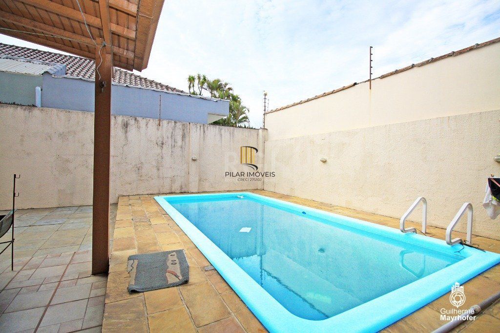 Casa para Venda - 235m², 3 dormitórios, sendo 1 suites, 3 vagas - Sarandi