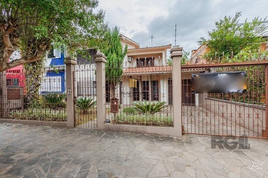 Casa à Venda no bairro Marechal Rondon em Canoas