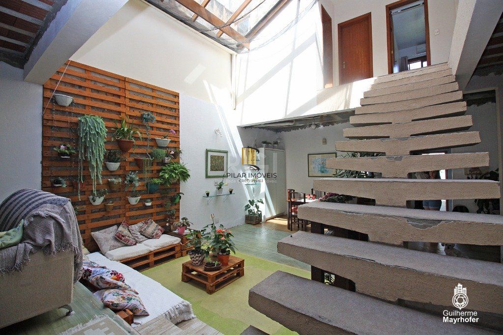 Casa para Venda - 354.24m², 3 dormitórios, sendo 1 suites, 3 vagas - Bom Jesus