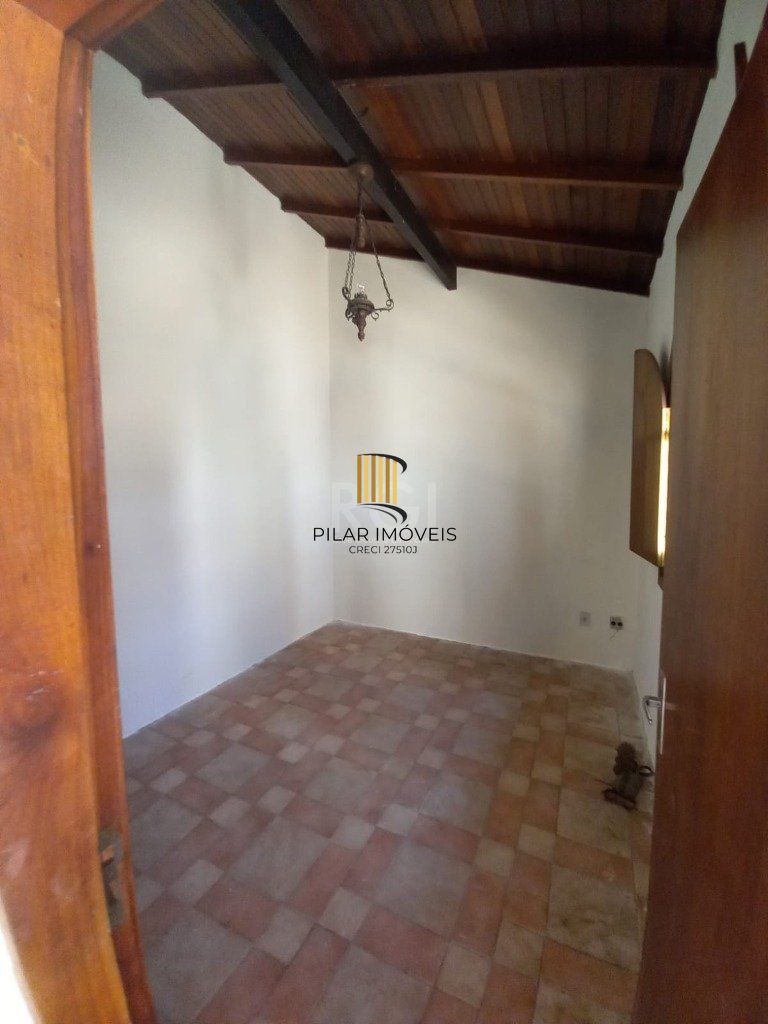 Casa 3 dormitórios no bairro Nonoai