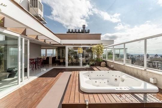Cobertura para Venda - 626m², 6 dormitórios, sendo 6 suites, 7 vagas - Rio Branco - Pilar Imóveis