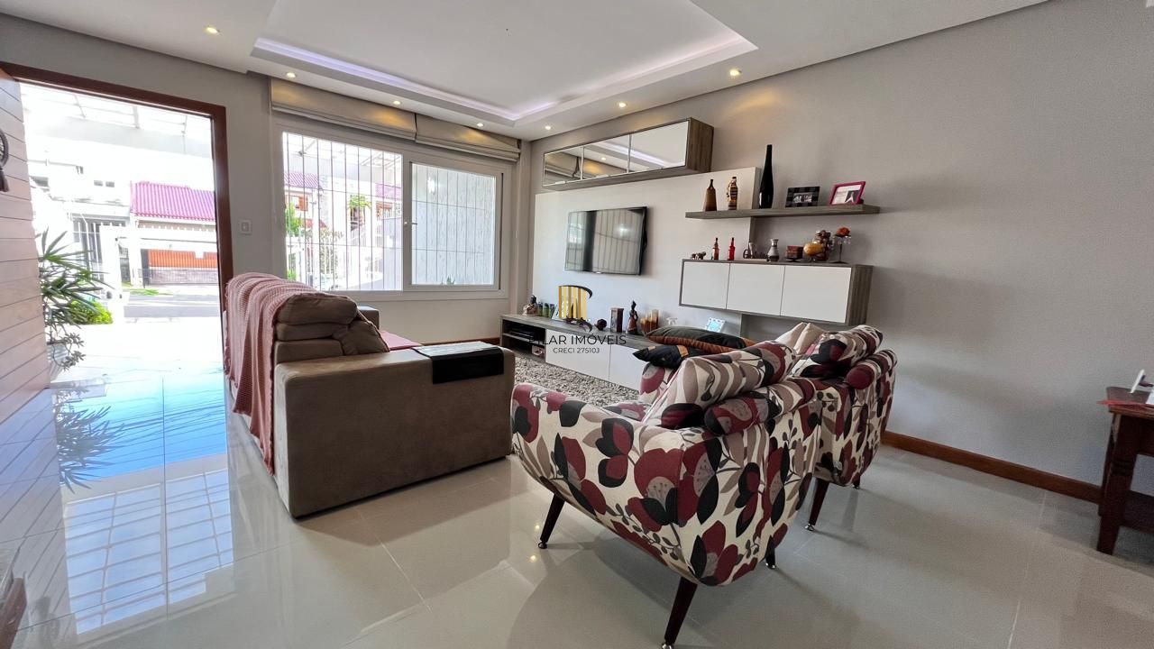 Casa 3 dormitórios no bairro Espírito Santo