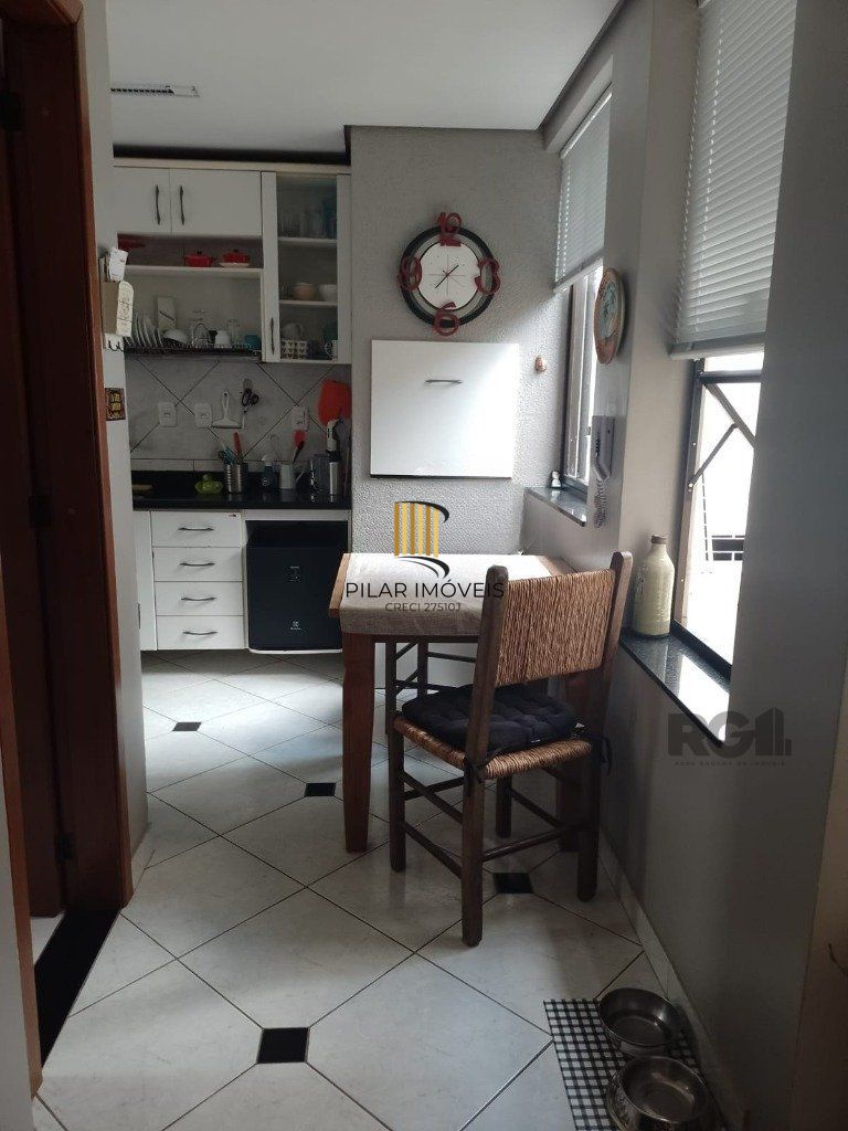 Apartamento de 3 dormitórios no bairro Petrópolis