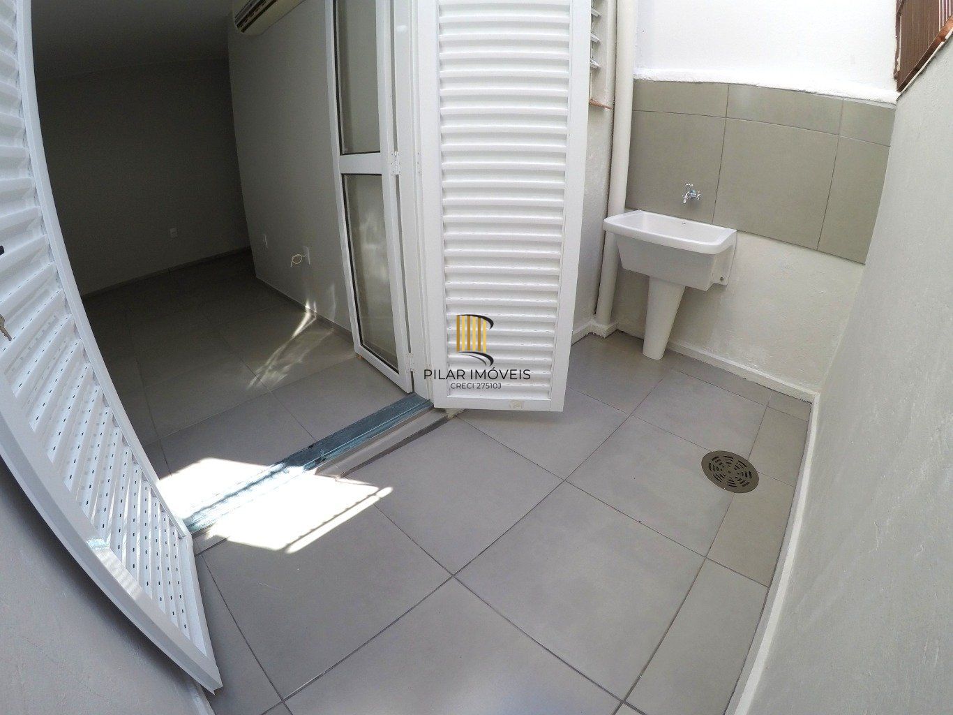 Apartamento com 1 quarto e 25m² à venda em Santana, Porto Alegre.