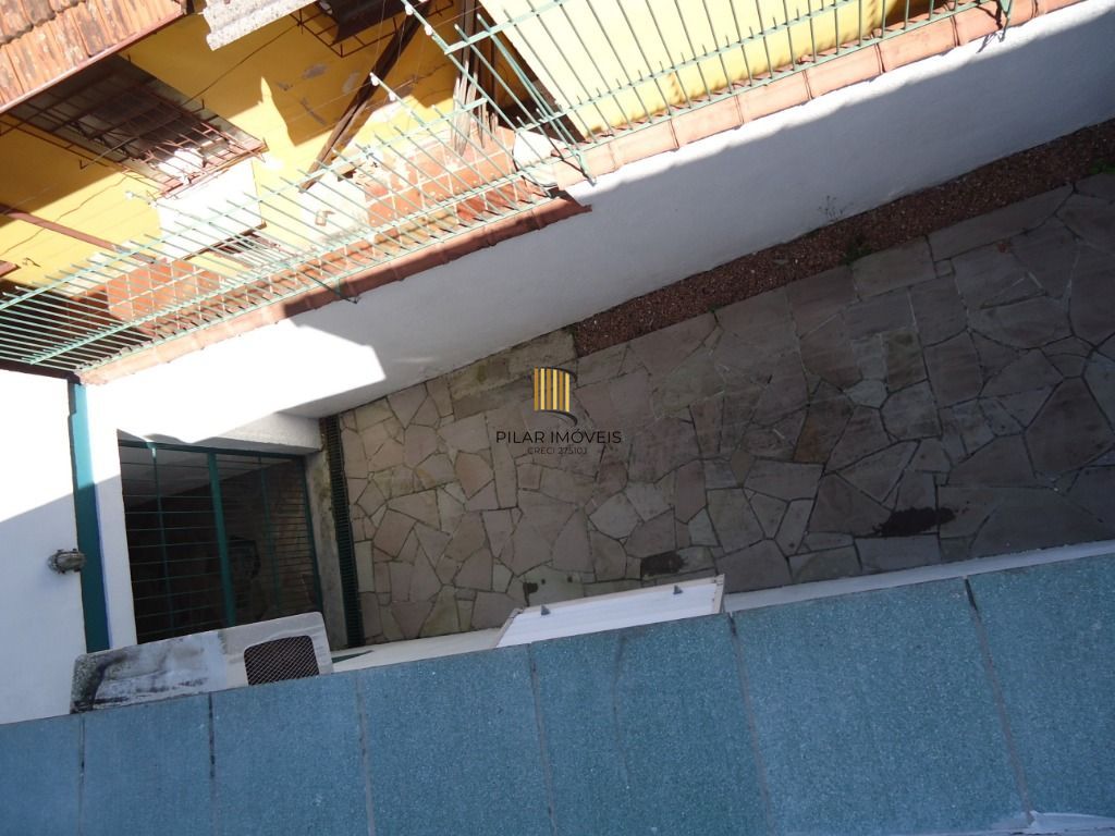 Casa para Venda - 750m², 4 dormitórios, sendo 2 suites, 5 vagas - Santa Tereza