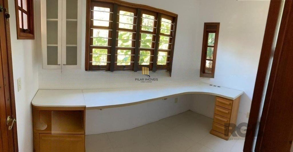 Casa de 2 dormitórios no bairro Jardim Itu