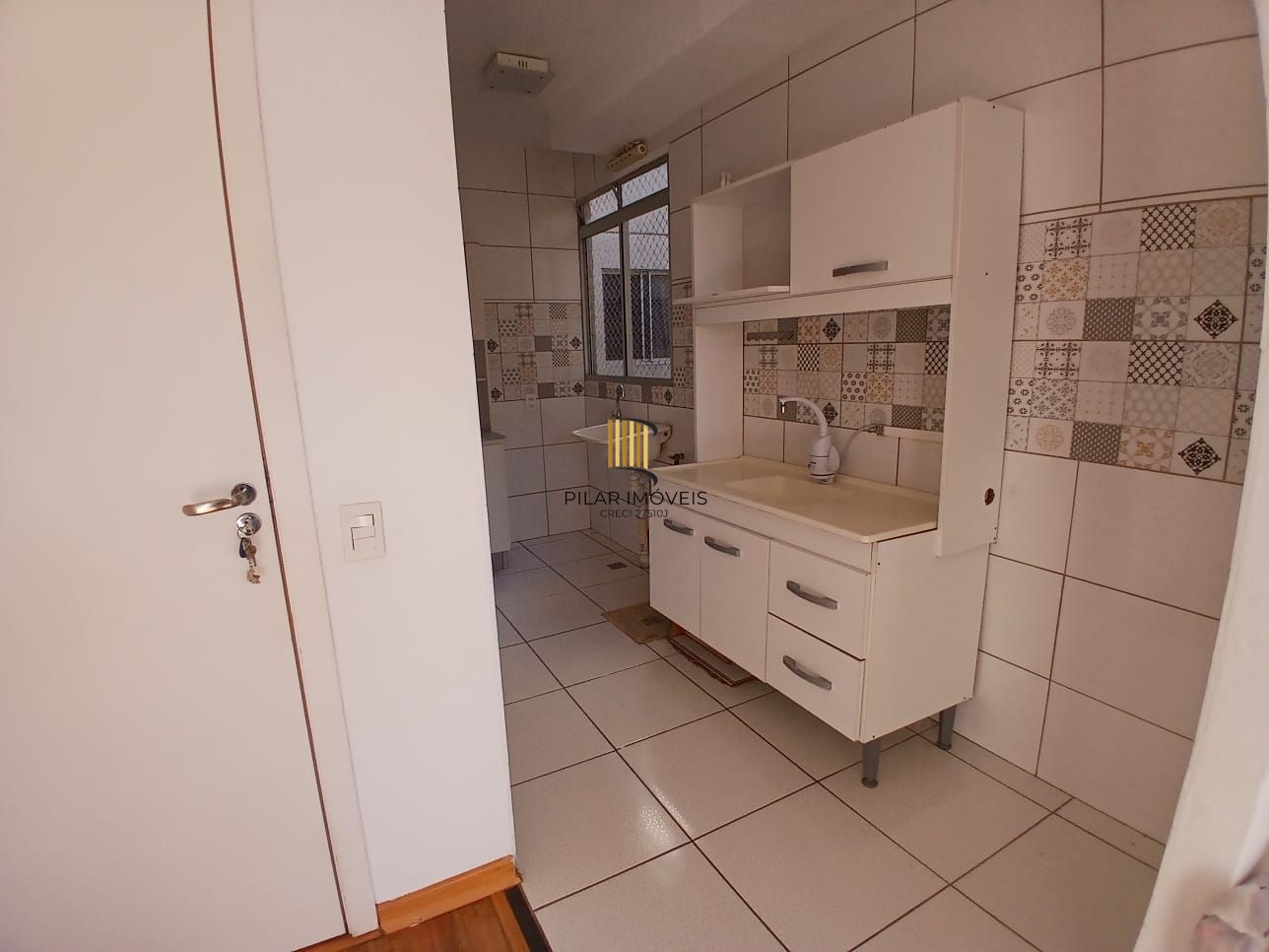 Apartamento 2 dormitórios I 1 vaga de garagem I Bairro Cavalhada