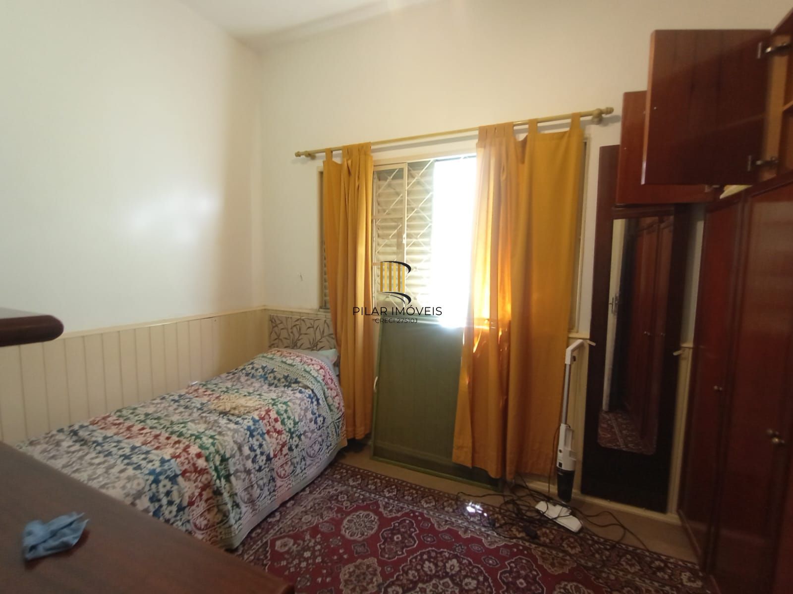 Casa 3 dormitórios no bairro Menino Deus em Porto Alegre para Alugar