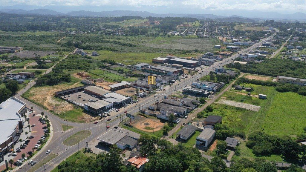 Terreno no bairro Beira Mar