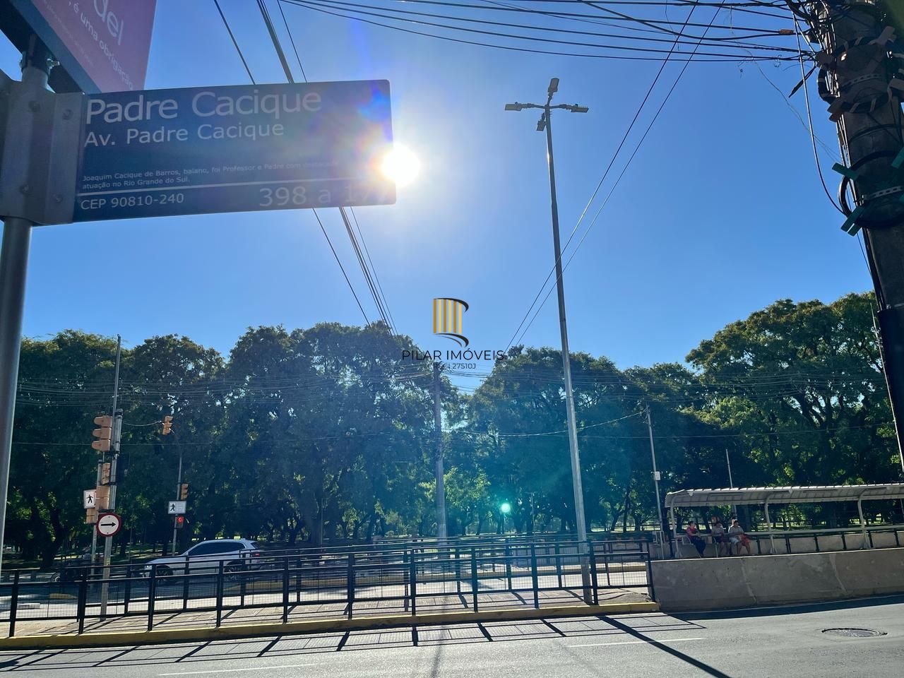 Apartamento 2 dormitórios no bairro Menino Deus