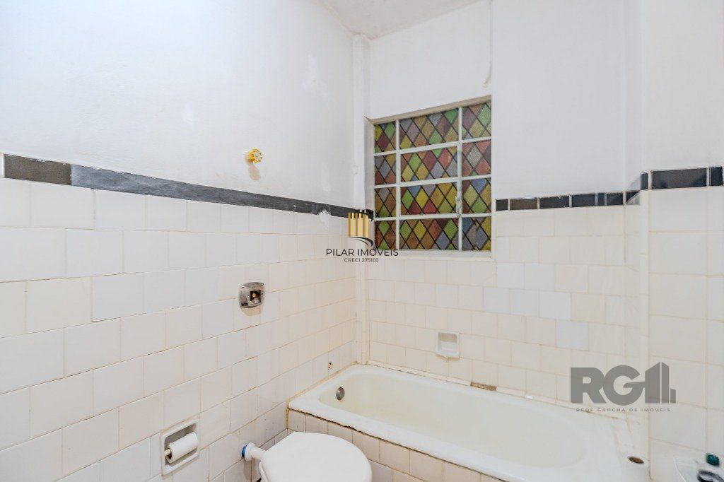 Apartamento de 89m², 2 dormitórios no Centro Histórico. 