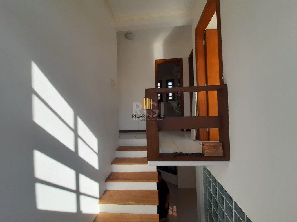 Casa para Venda - 122m², 5 dormitórios, sendo 2 suites, 2 vagas - Teresópolis
