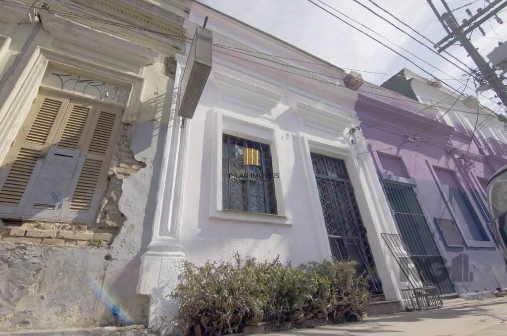 Excelente casa de 116m² com  2 dormitórios no bairro Cidade Baixa. - Pilar Imóveis