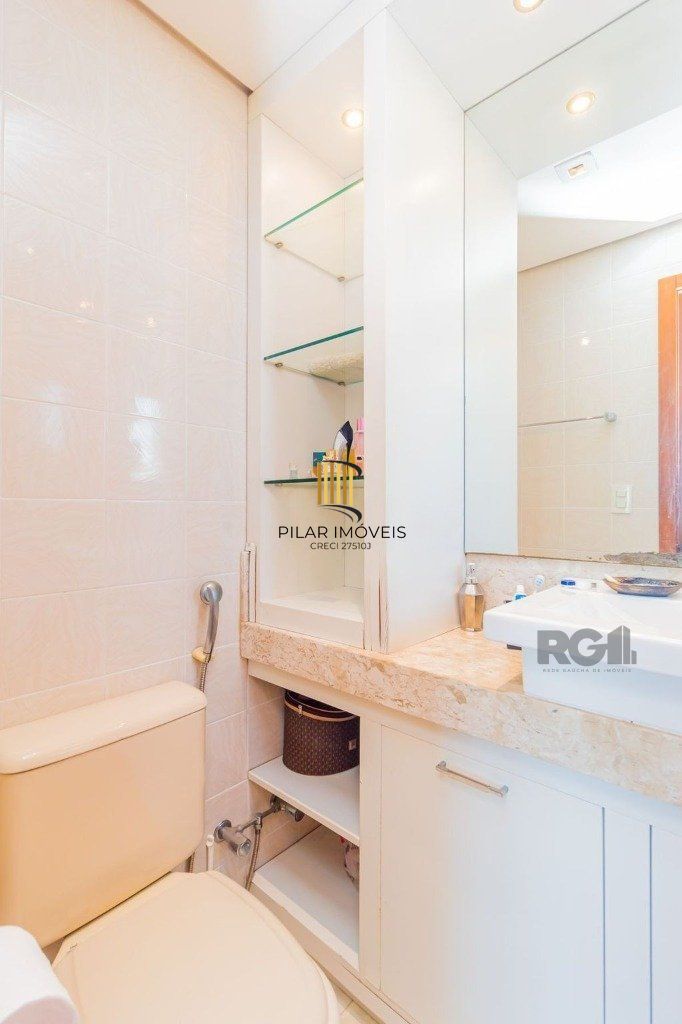 Excelente cobertura de 175m² com 3 dormitórios e 2 vagas.