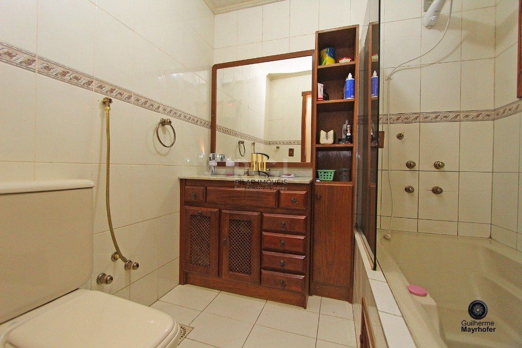 Casa para Venda - 180m², 3 dormitórios, sendo 1 suites, 3 vagas - Parque dos Maias