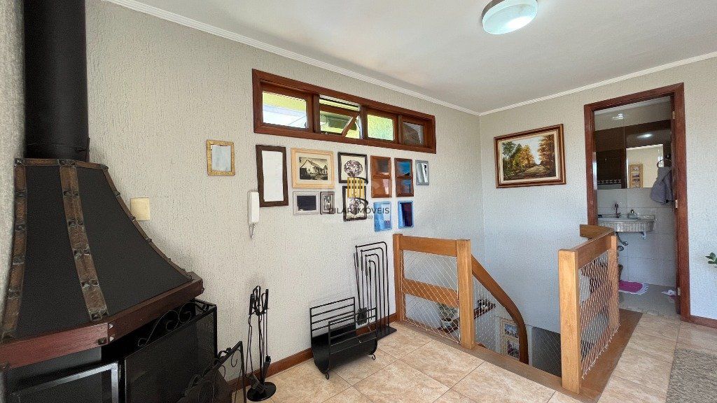 Cobertura para Venda - 211m², 3 dormitórios, sendo 1 suites, 2 vagas - Jardim Lindóia