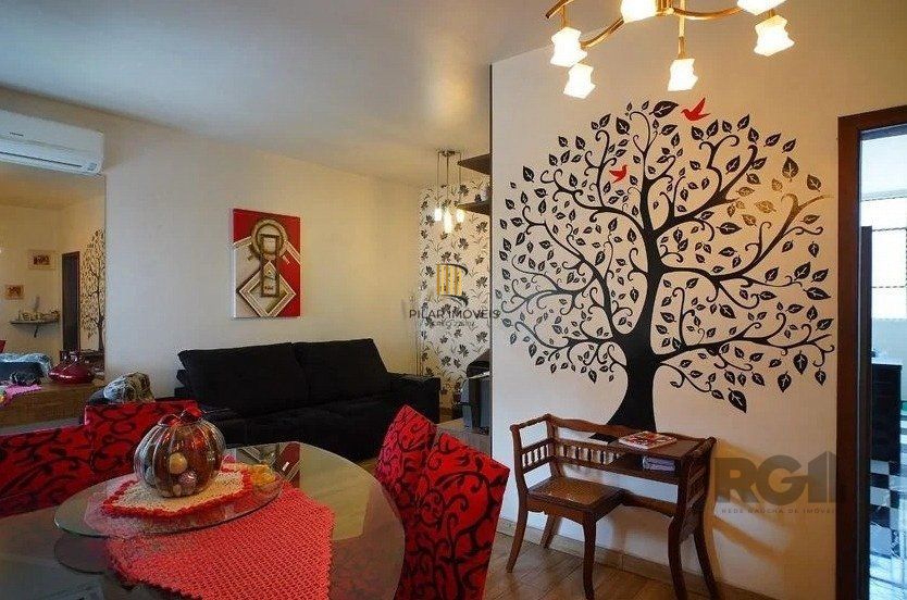 Apartamento 91m² - 3 dormitórios e 2 vagas no bairro Petrópolis