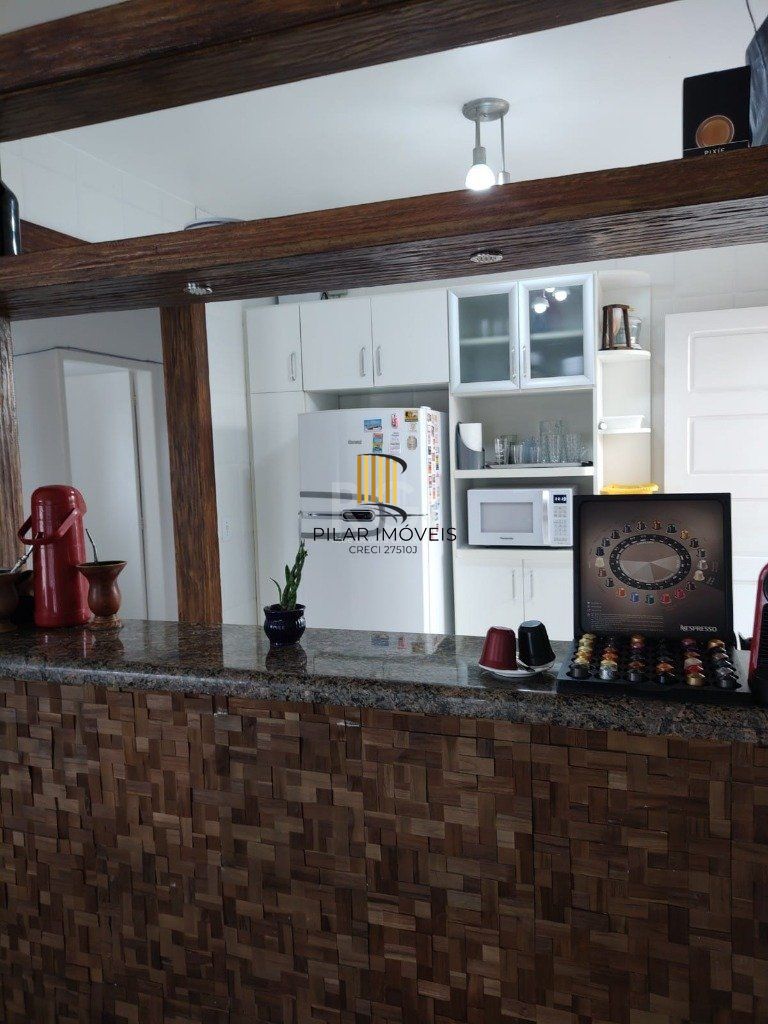 Casa para Venda - 160.78m², 4 dormitórios, sendo 2 suites, 5 vagas - Centro