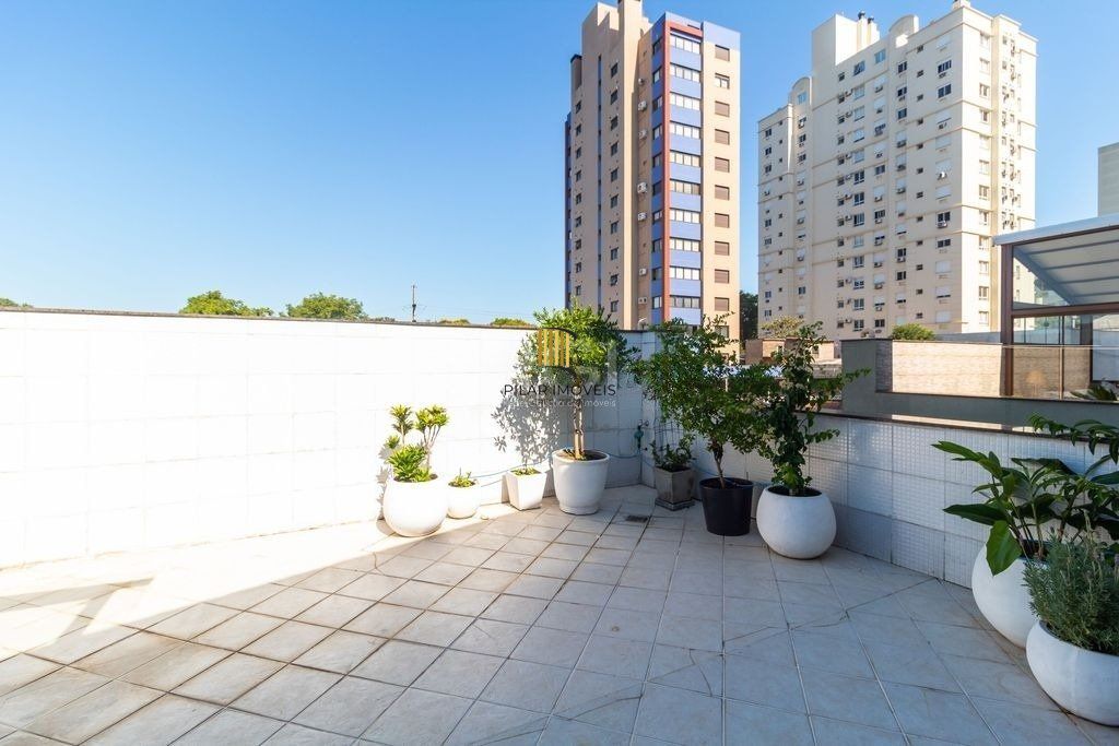 Cobertura 190m² - 2 suítes, espaço gourmet, terraço e 2 vagas de garagem