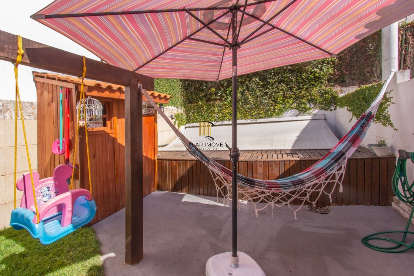 Apartamento à venda com 2 quartos 81 m²