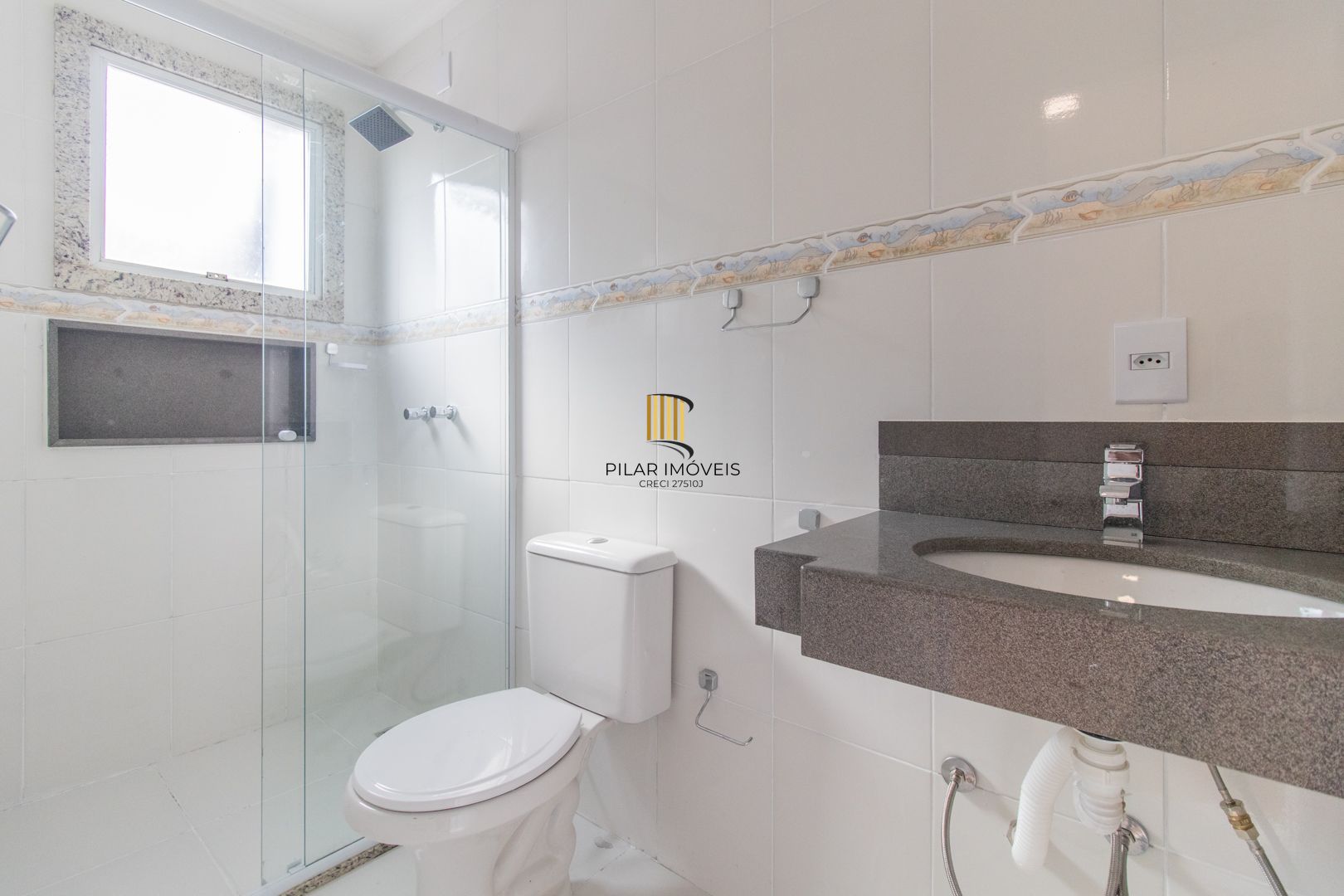 Casa 2 suítes com piscina toda reformada no Guarujá