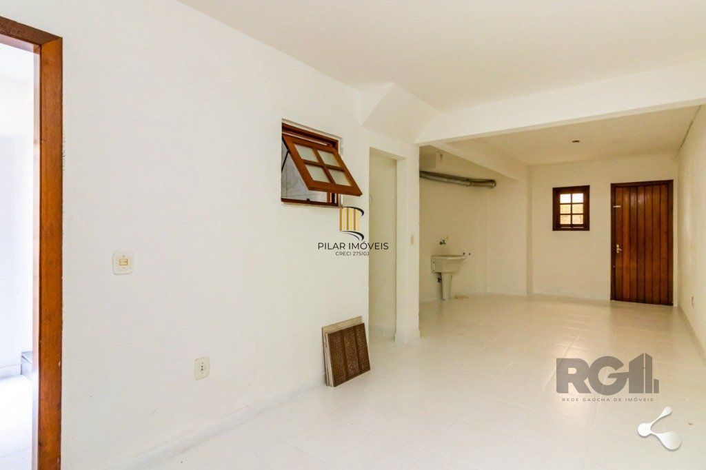 Casa 3 Dormitório(s) Bairro Ipanema
